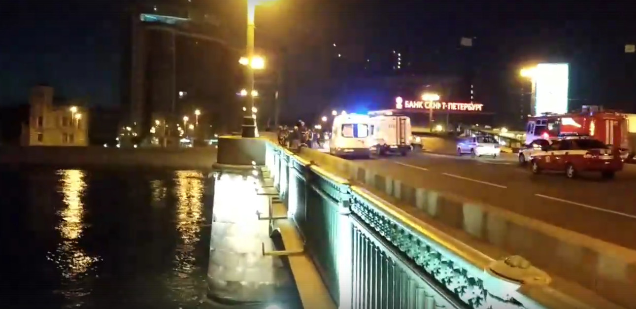 Кадр из видео в vk.com/spb_today